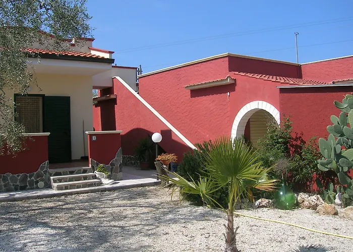 فندق مبيت وإفطار Uliveto Del Gargano 4*