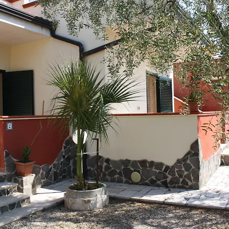 Bed & Breakfast Uliveto Del Gargano 4*