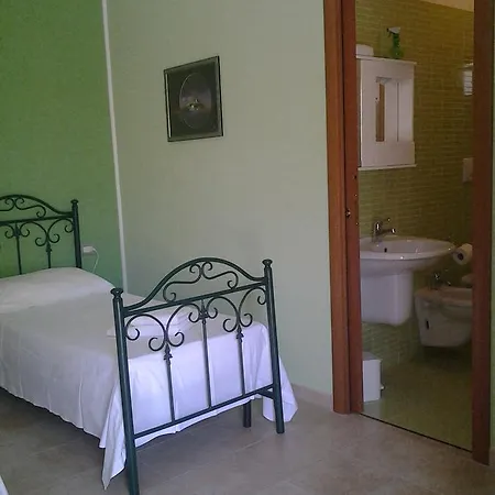 Uliveto Del Gargano Bed & Breakfast