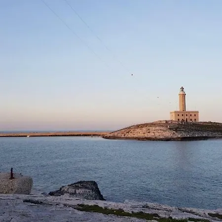 Uliveto Del Gargano Bed & Breakfast 4*